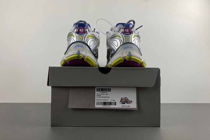 Ba*len*cia*ga runner sneaker  772774-w3rny-0328