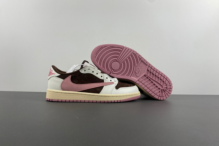 Travis Scott x Air Jordan 1 Low  DZ4137 -206