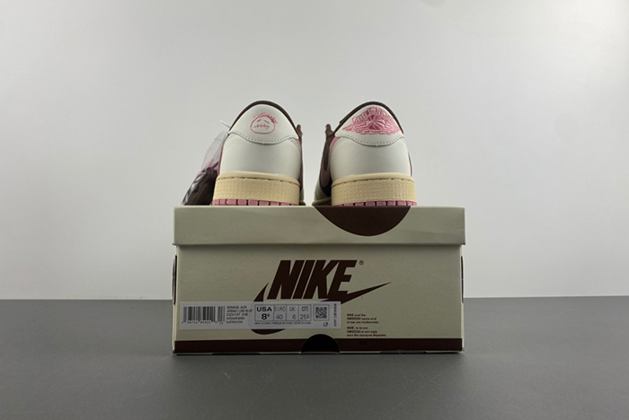 Travis Scott x Air Jordan 1 Low  DZ4137 -206