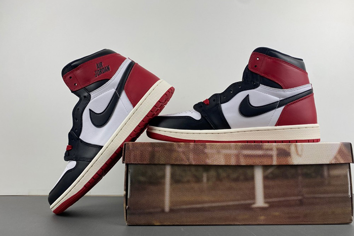 Air Jordan 1 High OG “Black Toe Reimagined”  DZ5485-106