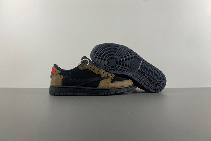 Travis Sco tt x Air Jordan 1 Low OG  DM7866-202