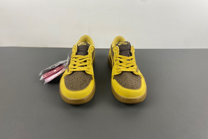 Travis Scott x Air Jordan  DM7866-665