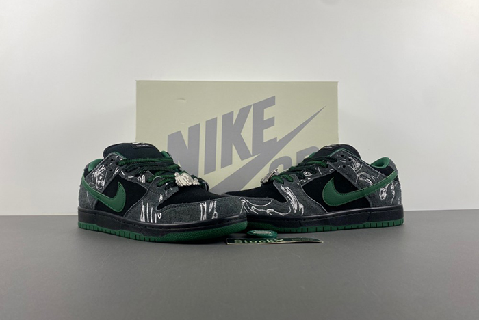 There Skateboards x Nike SB Dunk Low  HF7743-001