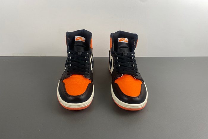 Jordan 1 Retro High OG Satin Shattered Backboard  AV3725-010