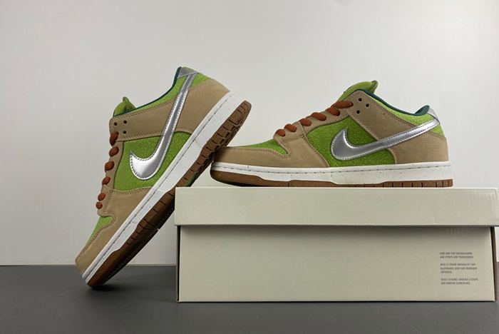 Nike SB Dunk Low Escargot  FQ7585-200