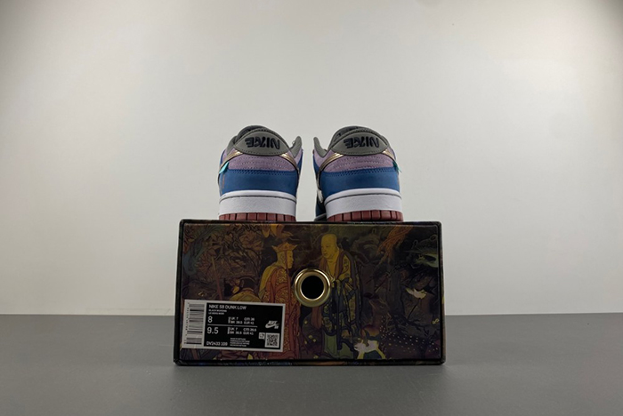 NIkE DUNK LOW SB  DV2433-109