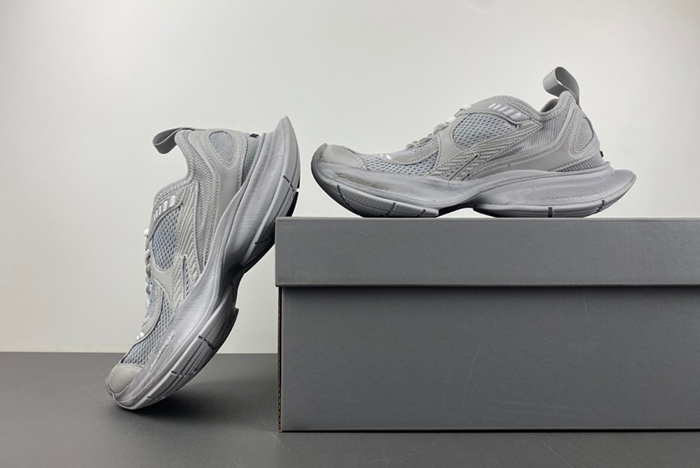 Ba*len*cia*ga white circuit sneaker  793944 wflgy 0315