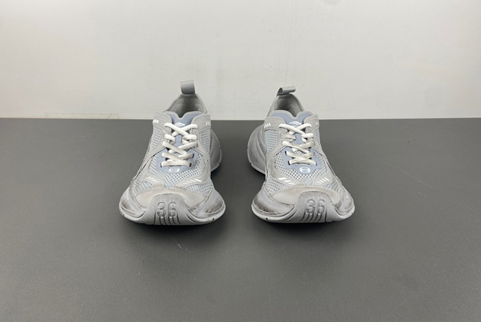 Ba*len*cia*ga white circuit sneaker  793944 wflgy 0315