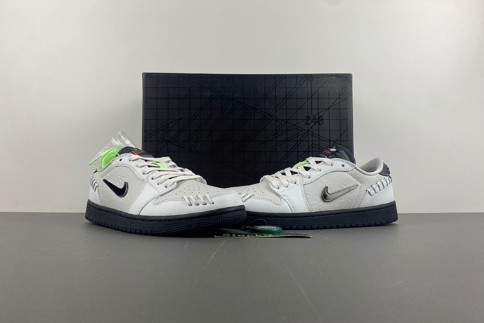 Air Jordan 1 Low  HM3689-001