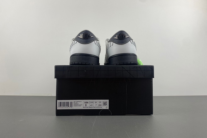 Air Jordan 1 Low  HM3689-001