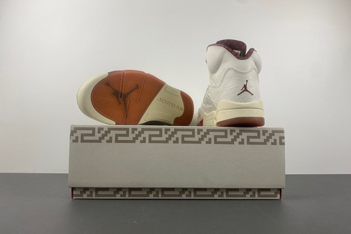 Air Jordan 5 “El Grito”  HF8833-100