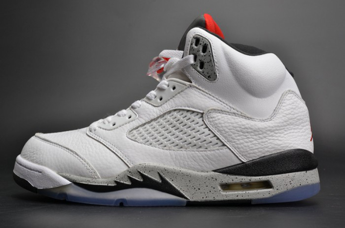 AIR JORDAN 5 RETRO